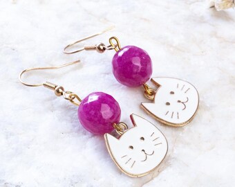 Handmade agate cat earrings, beautiful red agate cat earrings, kawaii cat earrings, funny cat, white cat earrings, cat jewelry, enamel cat