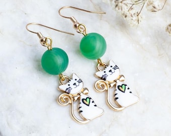 Handmade agate cat earrings, beautiful green agate cat earrings, kawaii cat earrings, funny cat, white cat earrings, cat jewelry, enamel cat
