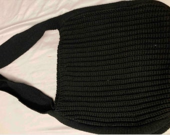Snap Button Crochet Bag - Women's Casual One Shoulder Handbag with Solid Color Woven Design