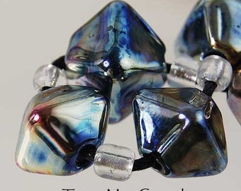 Handmade Lampwork by Beadfairy Karin Hruza Crocus Purple Hearts /& 4 Matching Beads 1 Earring Pair