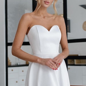 White Satin Midi Dress: Strapless Sweetheart Neckline, Elegant Party Dress