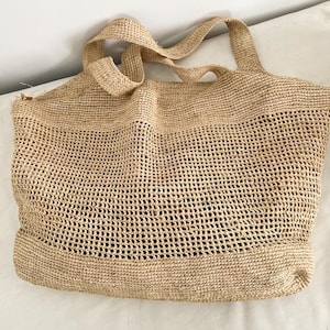 Large Raffia Tote Bag, Handwoven Shoulder Bag, Women's Straw Bag, Beach Bag image 6