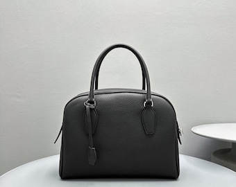 Minimal Handbag,Genuine Leather Shoulder Bag,Timeless Design Tote Bag