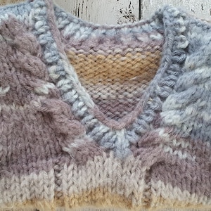 Baby children&#39;s sweater hand knitted size 12- 24 months