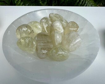 Citrine Tumbled Stone – Solar Plexus & Sacral Chakra Stone | Leo and Sagittarius Gift | Litha or Lammas Altar Table | Abundance Crystal Grid