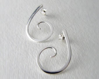 Argent sterling poste boucles d’oreilles bouclés poste boucles d’oreilles légères