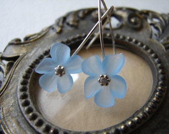 Boucles d'oreilles fleur Lucite - Boucles d'oreilles fleur bleu clair avec argent sterling