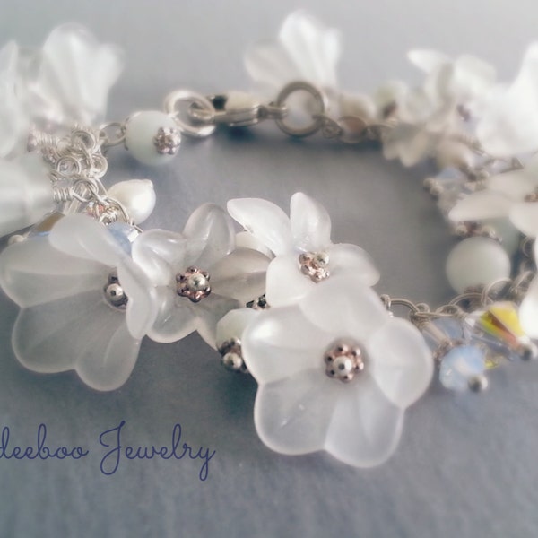 Lucite Flower Bracelet Sterling Silver White Flowers Wedding Jewelry