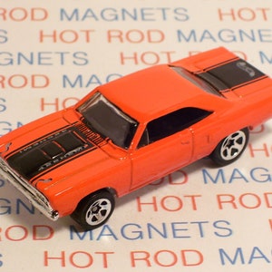 1970 Plymouth Road Runner Magnet : Hot Rod, Car, Die Cast, Man Cave, Mopar, Refrigerator, Garage, Party Favor, Muscle Car, Father, For Him