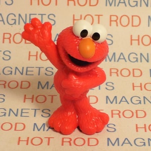 Elmo #2 3D Figure Magnet - Sesame Street, Big Bird, TV, Cartoon, Kids Room, Cake Topper, Collectible, Party Favor, Stocking Stuffer, PBS