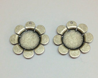 4 Daisy Flower Pendants or Earring Stampings, Antiqued Silver Ox (oxidized) 13mm Settings