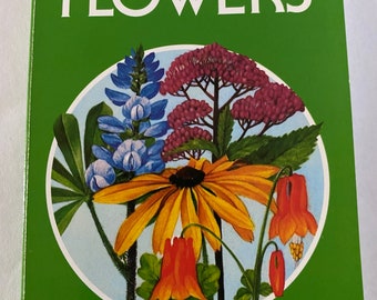 FLOWERS Golden Guide to Flowers 134 Illustrations in Full Color Vintage Small Softcover Book 1987