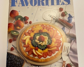 The Pampered Chef Favorites Cookbook Vintage 1992 Recipes booklet