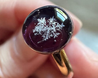Real Preserved Snowflake Capture in Royal Burgundy Rose Gold Stainless Steel Ring Size 6