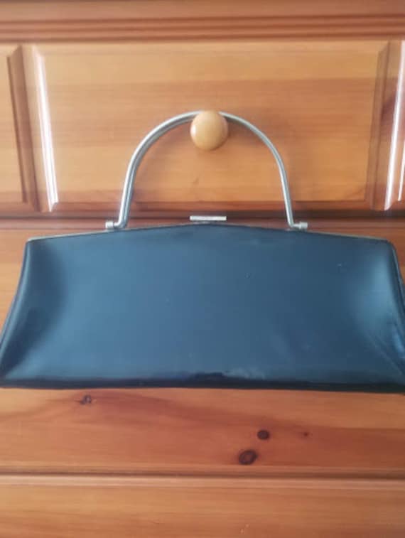 Vintage clasp vinyl black purse