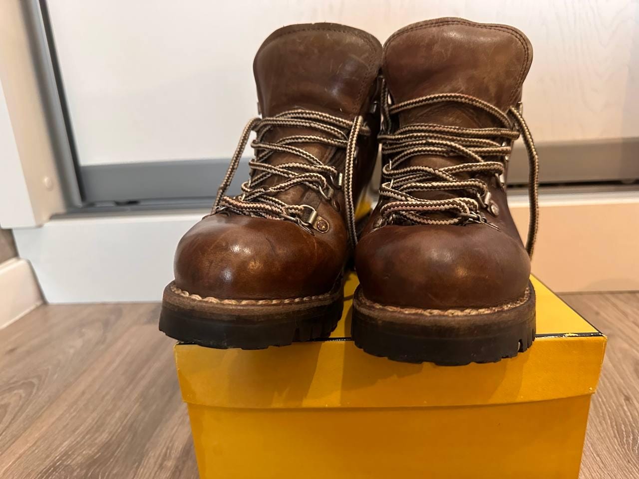 Vintage Dolomite Up Town Mountain/Hiking Boots (used) Dolomite boots since 1897. I main image 3