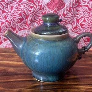 Small Pottery Teapot, Ceramic Tea Pot, Handmade Teapot, Unique Teapot, Hostess Gift, Teapot for One, Tea Accessories  180ml