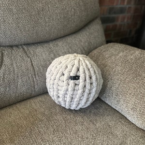 Chunky Knit Puff Pillow