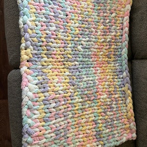 Chunky Knit Baby Blanket