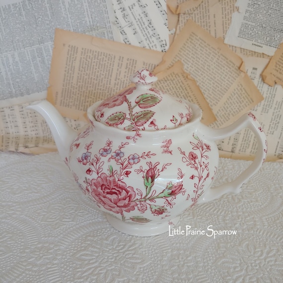 Southfields Mini Teapot Pink and Red Roses Made in England