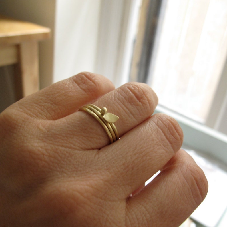 18k Gold Stacking Ring Set minimalist solid rings modern leaf 18 karat gold band image 2
