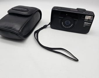 Vintage Nikon Zoom 310 AF 35mm Film Point Shoot Camera 35-70mm Black Tested