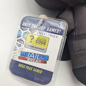 Roblox Jailbreak Boss Pass Gamer Plush Toy Jazwares DevSeries 6+ Exclusive Code image 5