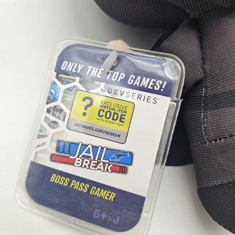 Roblox Jailbreak Boss Pass Gamer Plush Toy Jazwares DevSeries 6+ Exclusive Code image 5