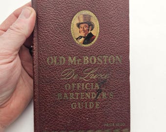 Vintage Old Mr. Boston De Luxe Official Bartender's Guide 1941 Hardcover Book