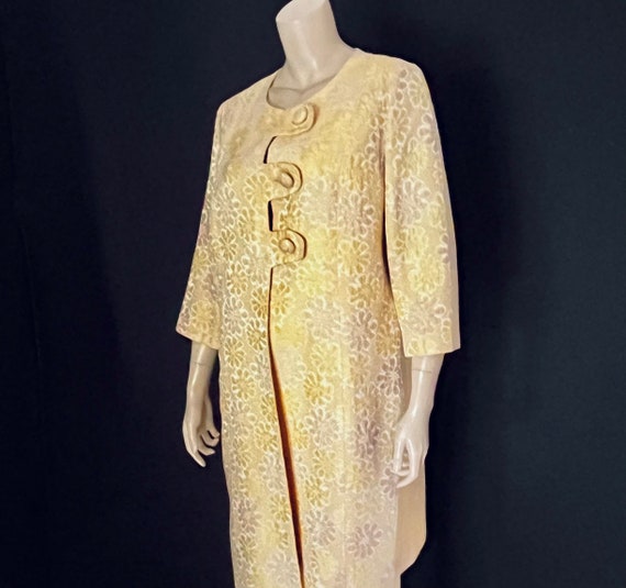 Sunny Lemon Yellow 1950s, 1960s Silk Brocade Occa… - image 5