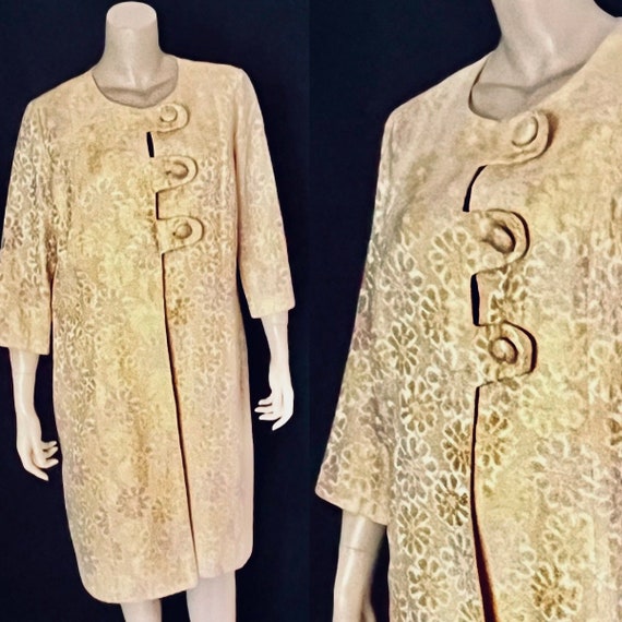 Sunny Lemon Yellow 1950s, 1960s Silk Brocade Occa… - image 1