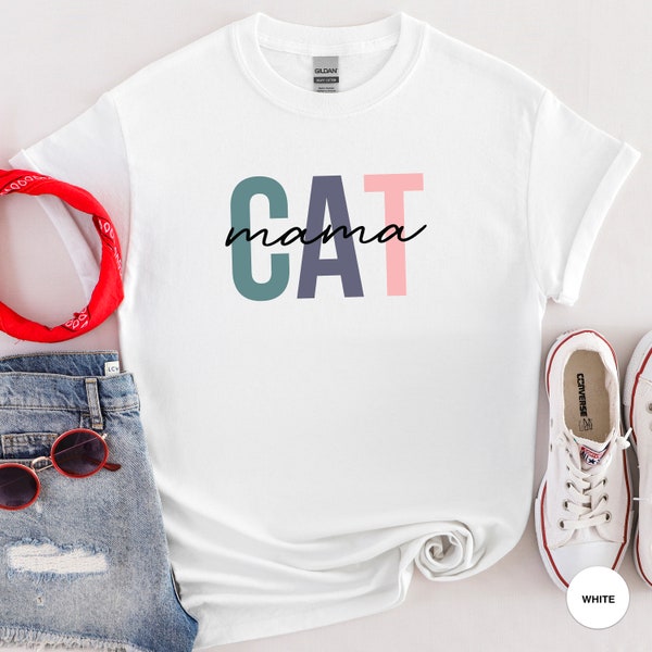 Cat Mama Tshirt, Cats Name Tshirt, I love my pets, Personalized Cat Tshirt, Cat Mama Shirt, Cat Dad Shirt, Animal Love Tshirt