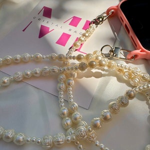 Telefoonriem of ketting met kralen - cadeau-idee bruidsmeisjes, uniek verjaardagscadeau, gepersonaliseerde bruiloft telefoonketting handgemaakt