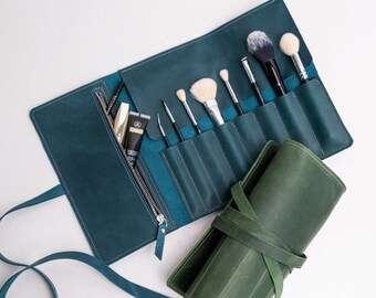 Personalized brush roll, Travel brush case, Makeup brush roll, Leather brush case, Brush roll case, Cosmetic brush roll, Travel brush holder