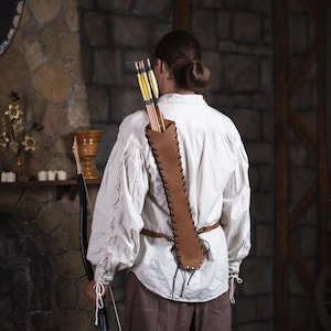 Leather back arrow quiver, Quiver for arrows, Traditional bow quiver, Brown leather hunting quiver, Cosplay quiver, Shoulder quiver