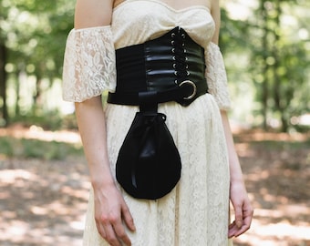 Leather belt pouch, Medieval leather belt bag, Leather waist pouch bag, Ren faire accessories women, Larp belt pouch, Larp belt bag