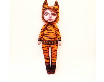 BrokeBot Doll: Tiger Sara