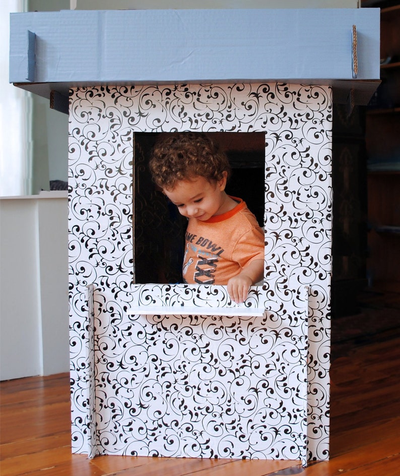 Build a Cardboard Shop and Tollbooth image 1