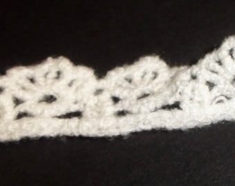 Crocheted cotton lace, eyelet