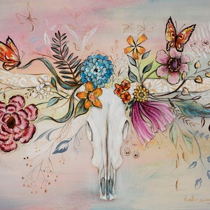 Buey de cuernos largos, mariposas y flores - Lámina de estilo pop folk surrealista con temática de barco - de Heather Renaux - sin marco