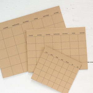 Assortiment de calendriers kraft adhésifs n'importe où - autocollant de calendrier mensuel non daté pour la planification