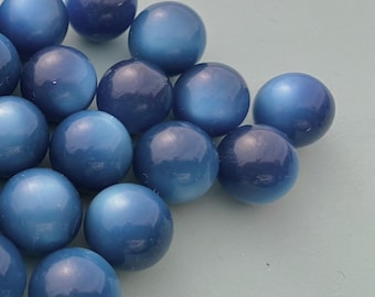 12 Vintage Moonglow Lucite Beads -  Blue - No Hole 1950s - 13.5mm