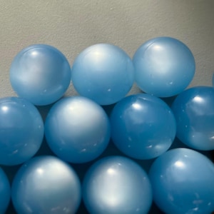12 Vintage Moonglow Lucite Beads - Light Blue - No Hole 1950s - 14 mm