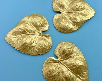 3 Brass Leaves - Beautiful Detailed Vintage 33mm