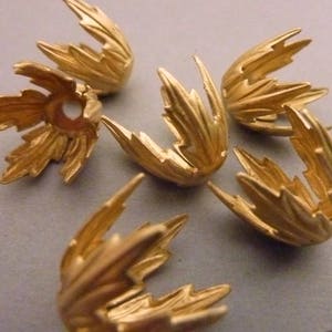 6 Bead Caps - Raw Brass Pointy - Small