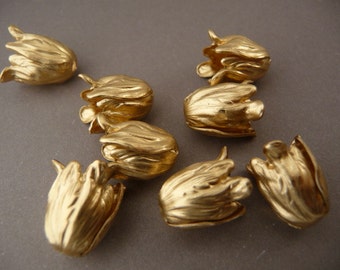 4 Flower Bead Caps - Raw Brass Tulip - Detailed