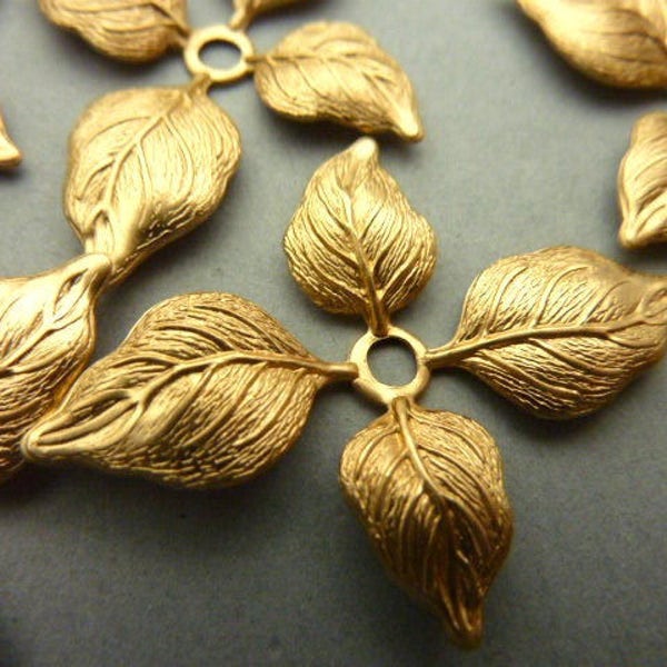 6 Detailed Four-Leaf Brass Rivet Findings - Small