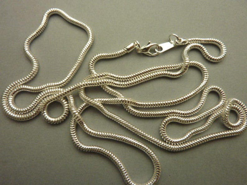 Vintage 36 in Complete Silver Snake Chain Necklace