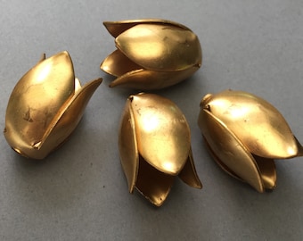 4 Flower Bead Caps - Raw Brass Tulip - Detailed