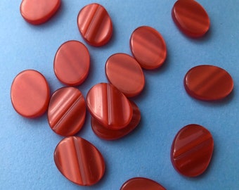 8 Scarlet Red Vintage Lucite Oval Cabochons - 14 x 18 mm